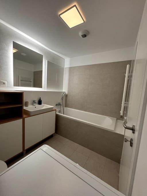 Danubius 1805 Apartment Bratislava Ngoại thất bức ảnh