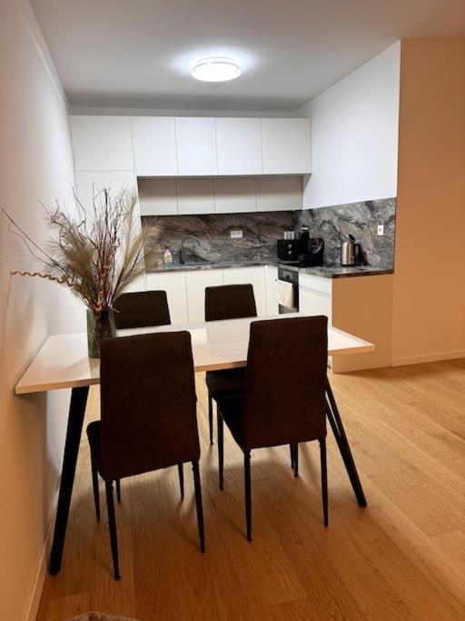 Danubius 1805 Apartment Bratislava Ngoại thất bức ảnh
