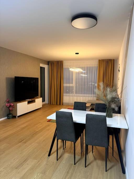 Danubius 1805 Apartment Bratislava Ngoại thất bức ảnh